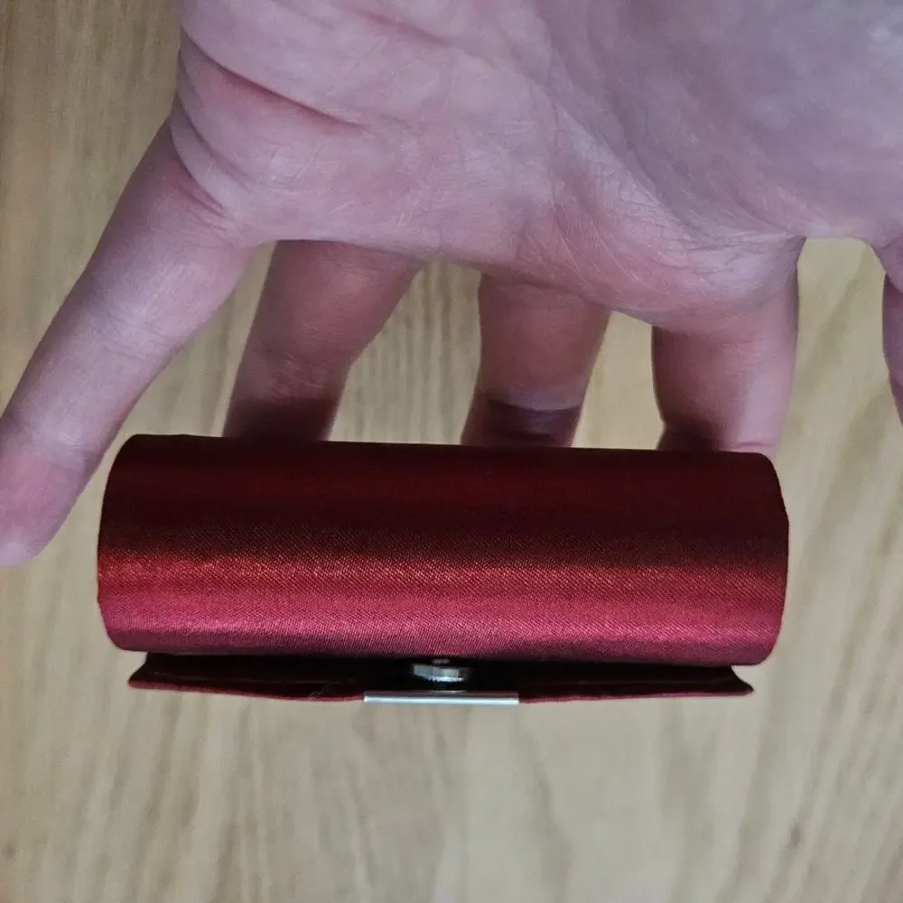 Boutique Lipstick Red Lipstick Case ~ Smooth silky material w/ mirror inside